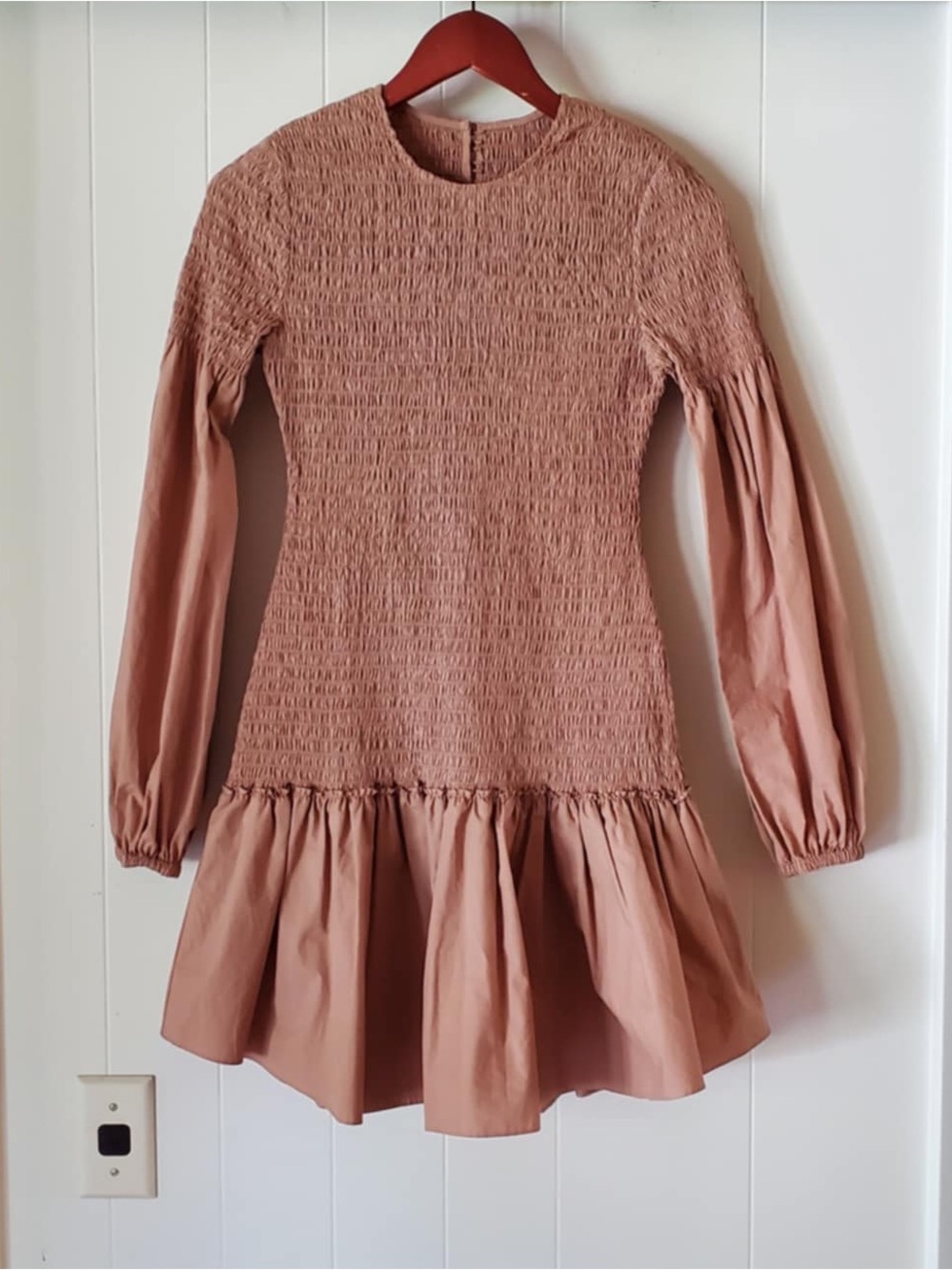 A.L.C. Kora Smocked Puff-Sleeve Dress Tan Size 2 - Picture 2 of 7